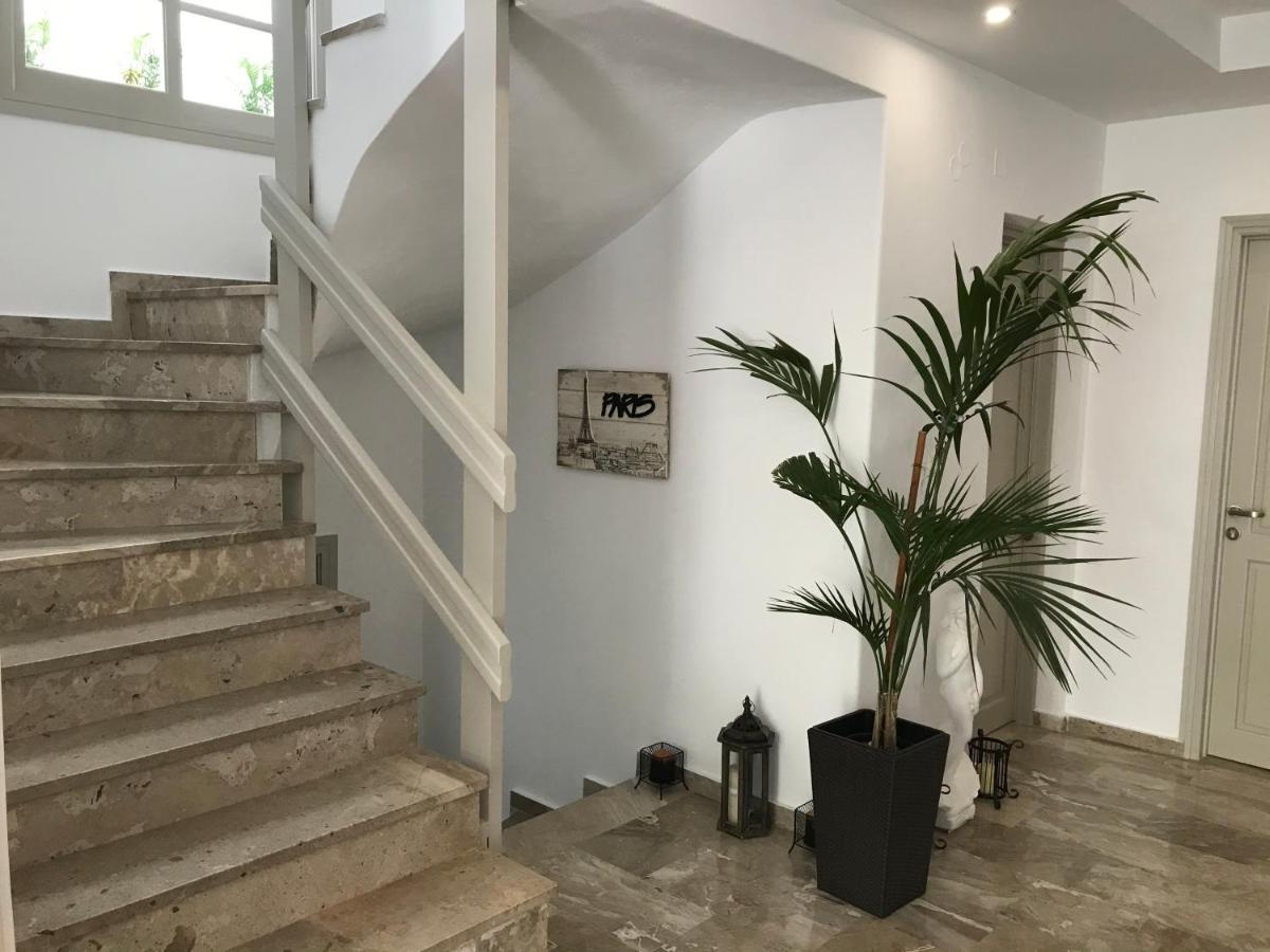 Vassiliki Rooms Parikia  Bagian luar foto
