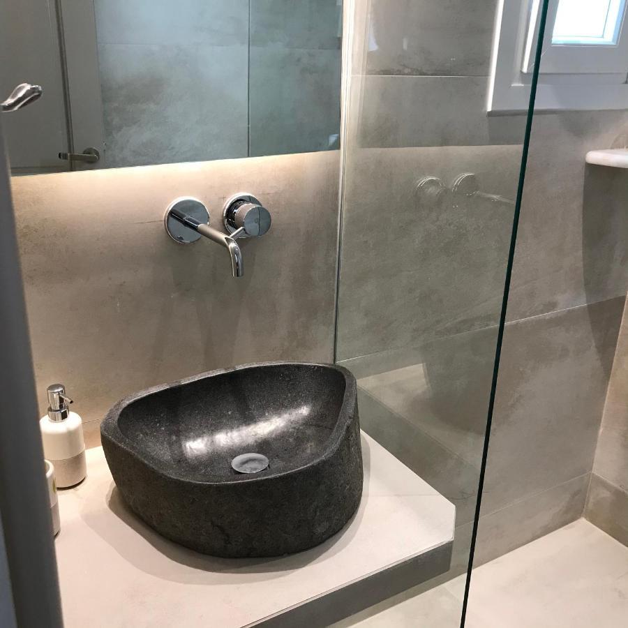 Vassiliki Rooms Parikia  Bagian luar foto