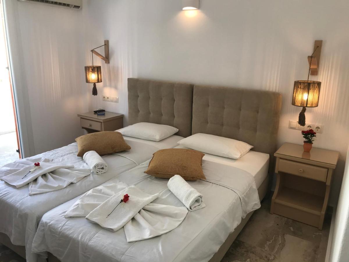 Vassiliki Rooms Parikia  Bagian luar foto