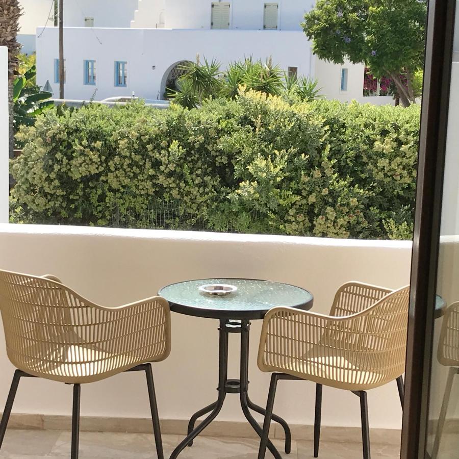 Vassiliki Rooms Parikia  Bagian luar foto