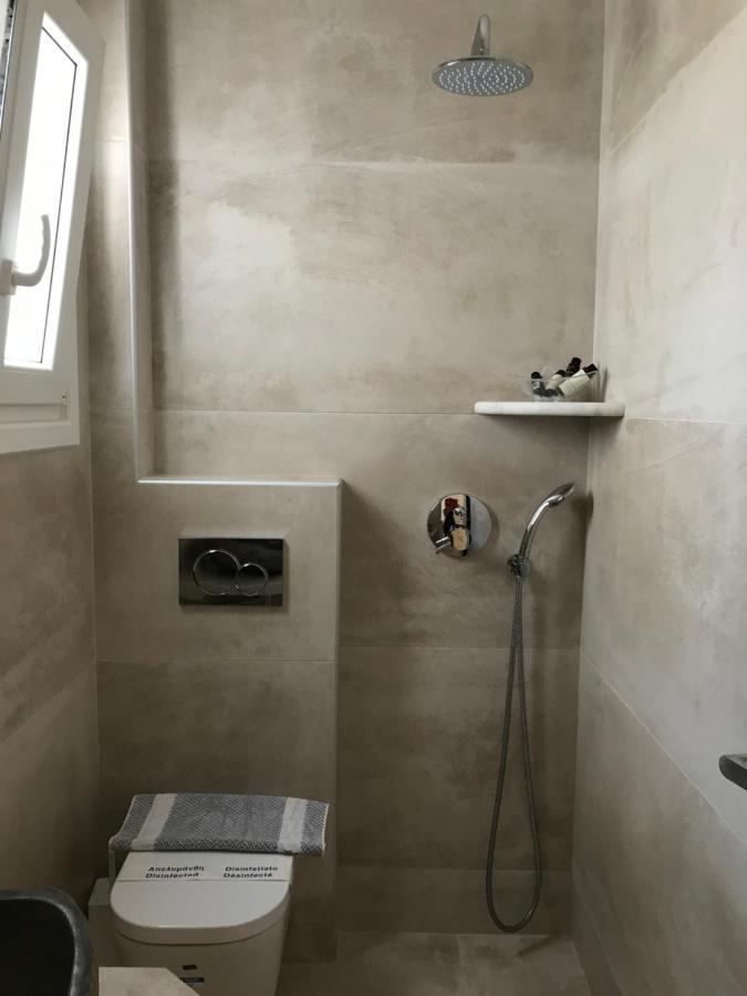 Vassiliki Rooms Parikia  Bagian luar foto