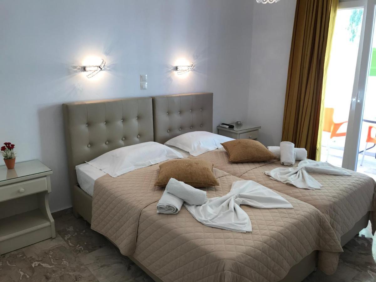 Vassiliki Rooms Parikia  Bagian luar foto