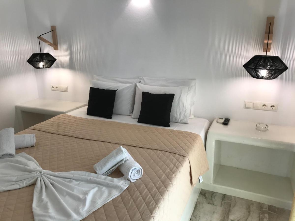 Vassiliki Rooms Parikia  Bagian luar foto