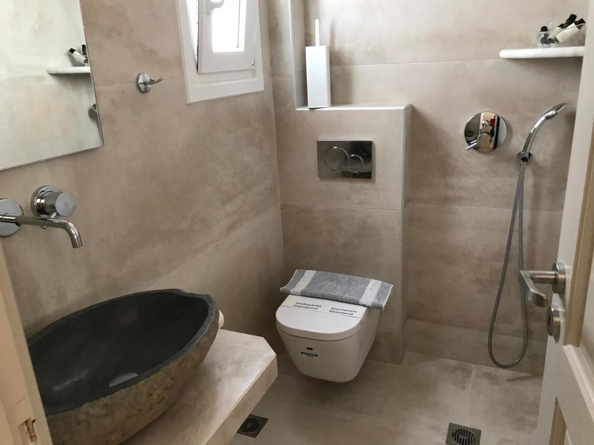 Vassiliki Rooms Parikia  Bagian luar foto