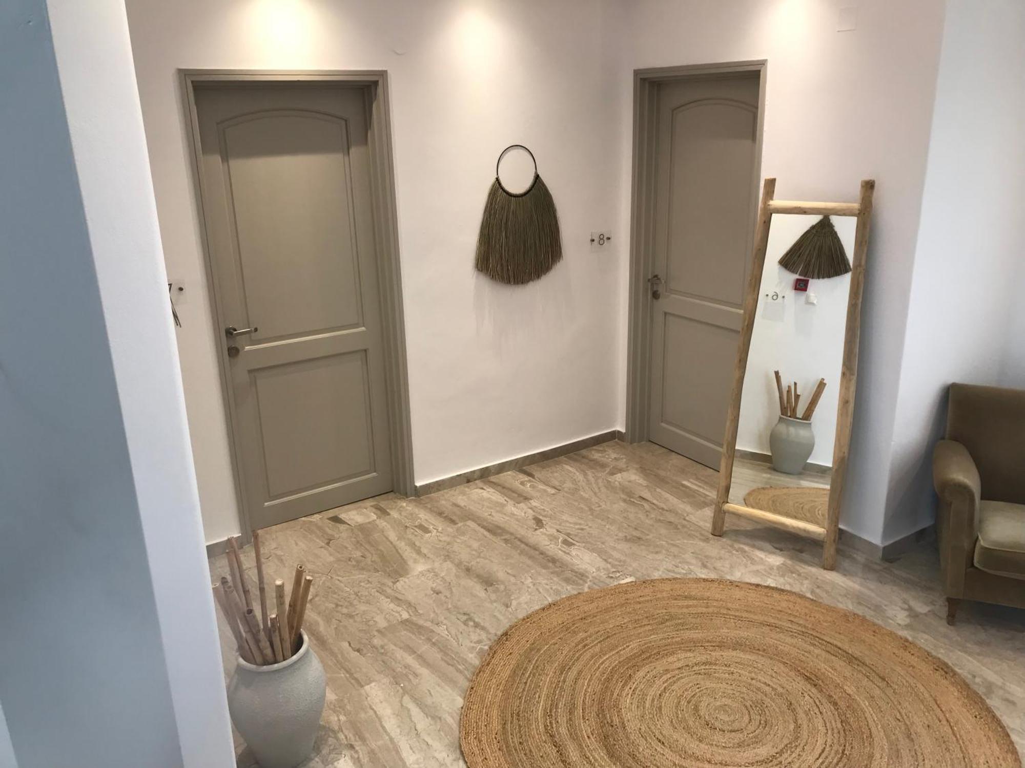 Vassiliki Rooms Parikia  Bagian luar foto